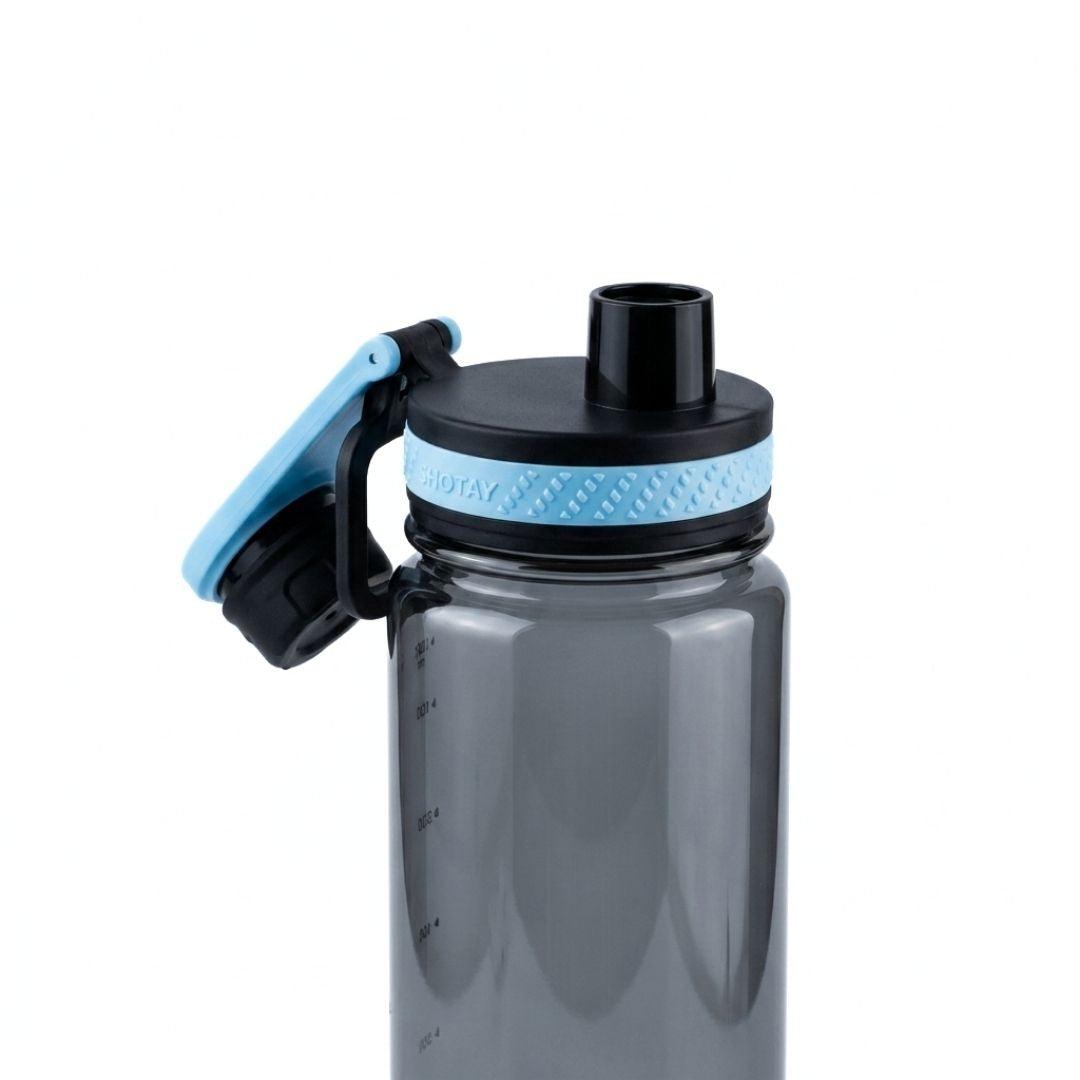 Nertz Sprint high-capacity water bottle with screw-top lid and plastic strainer in green, designed for gym and travel hydration