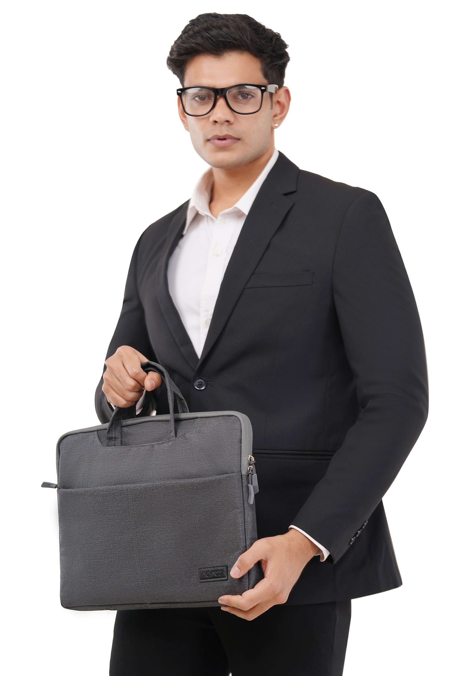 Stylish Bags by Nertz Collection Display