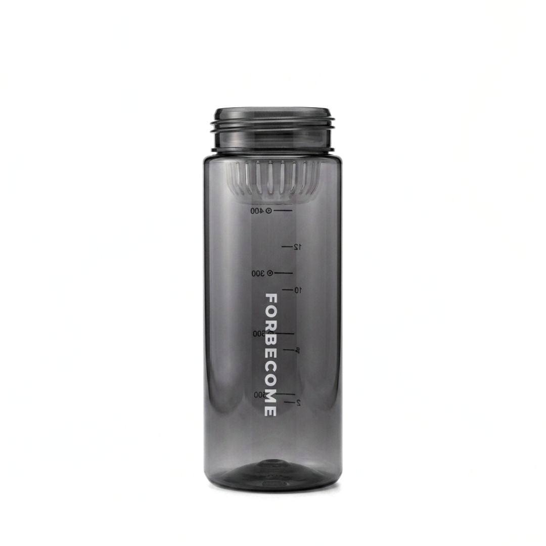 Nertz Thryve green BPA-free water bottle with screw-top lid and strainer for infused drinks